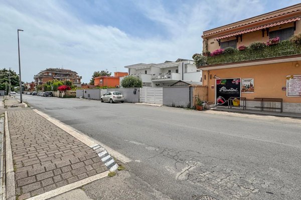 appartamento in vendita a Roma in zona Dragona/Bagnoletto