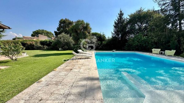 casa indipendente in vendita a Roma in zona Olgiata