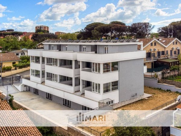 appartamento in vendita a Roma in zona Acilia