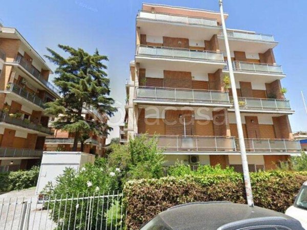 appartamento in vendita a Roma in zona Aurelio