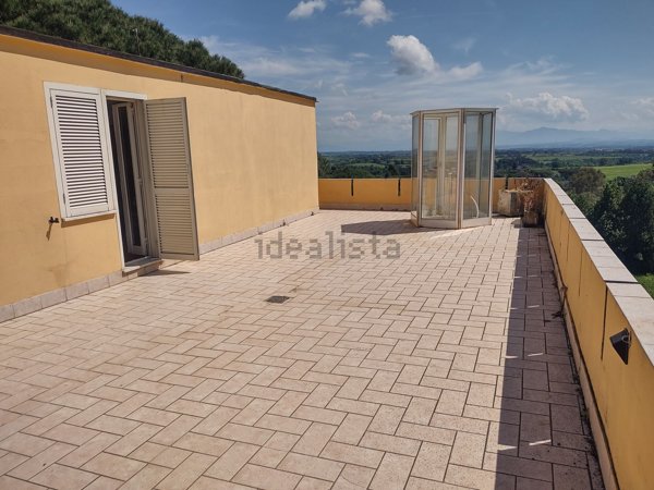 appartamento in vendita a Roma in zona Tor di Quinto