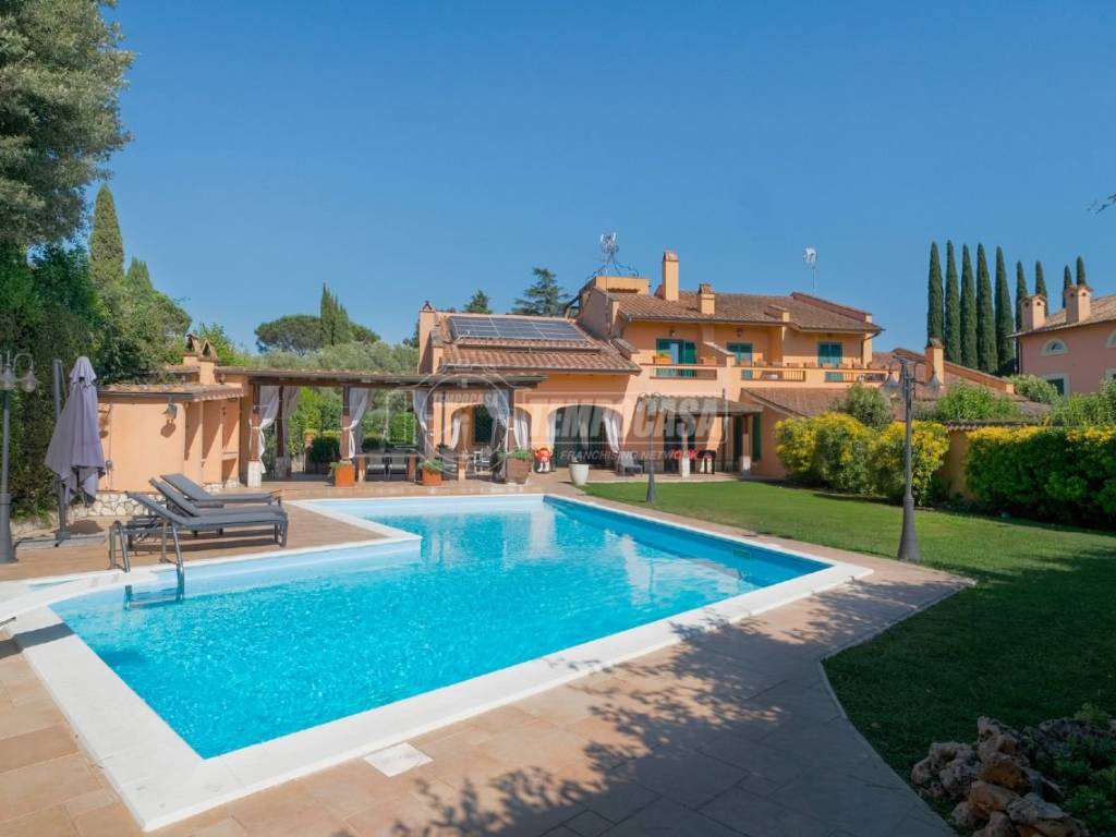casa indipendente in vendita a Roma in zona Olgiata