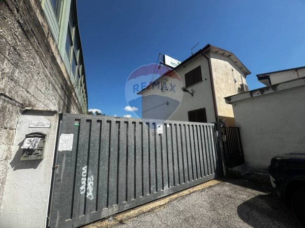 negozio in vendita a Roma