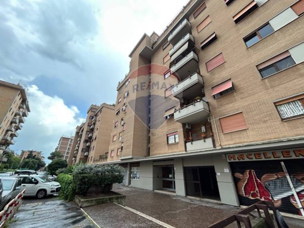 appartamento in vendita a Roma in zona Cinecittà