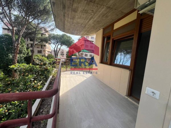 appartamento in vendita a Roma in zona Ardeatino