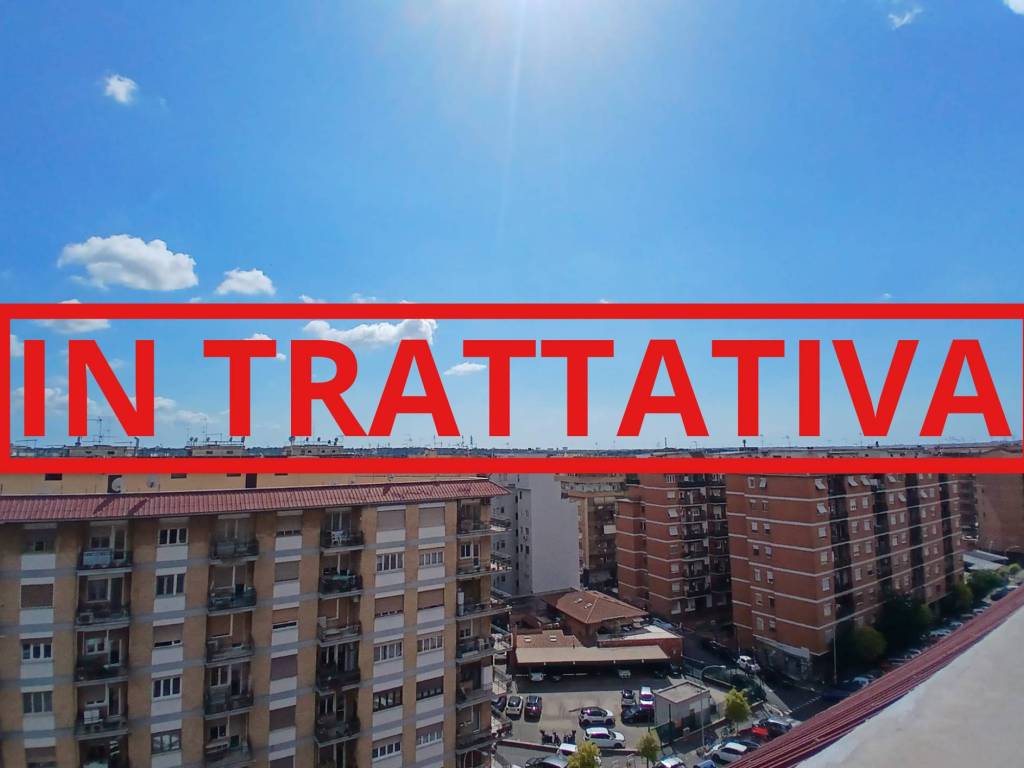 appartamento in vendita a Roma in zona Tuscolano