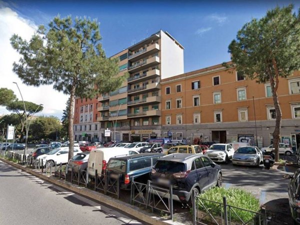 negozio in vendita a Roma