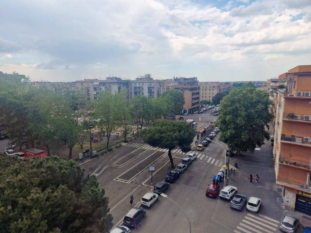 appartamento in vendita a Roma in zona Prenestino-Centocelle