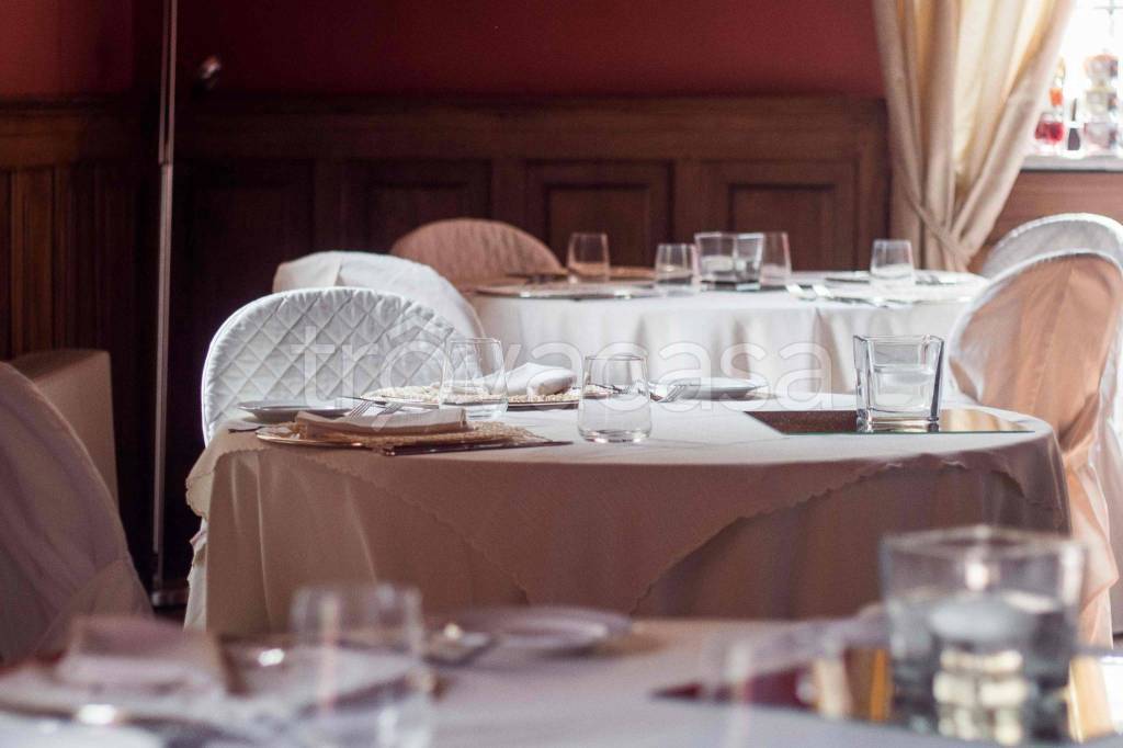 negozio in vendita a Roma in zona Trevi-Colonna