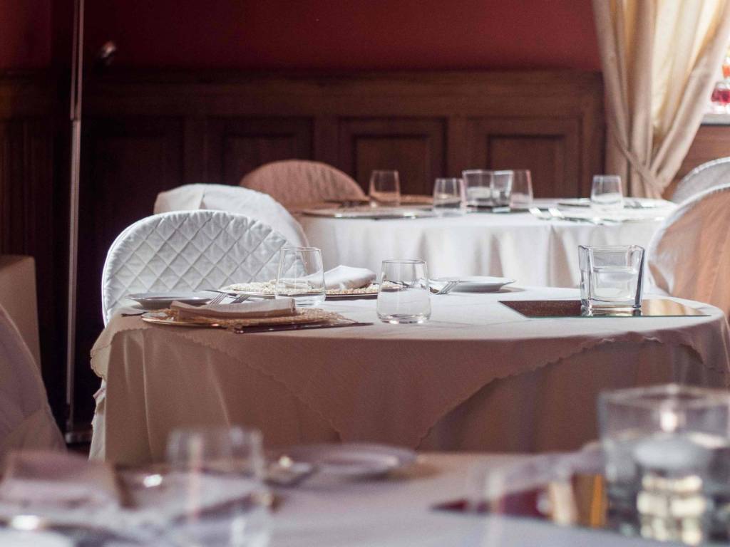 negozio in vendita a Roma in zona Trevi-Colonna