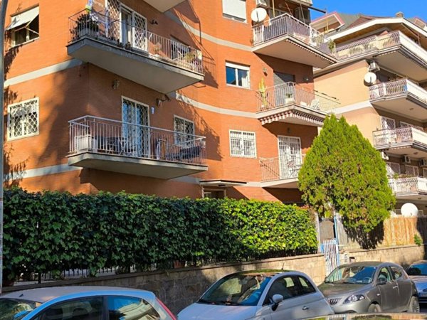 appartamento in vendita a Roma in zona Monte Sacro/Talenti