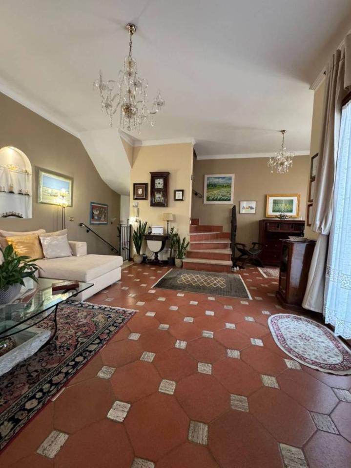 casa indipendente in vendita a Roma in zona Infernetto