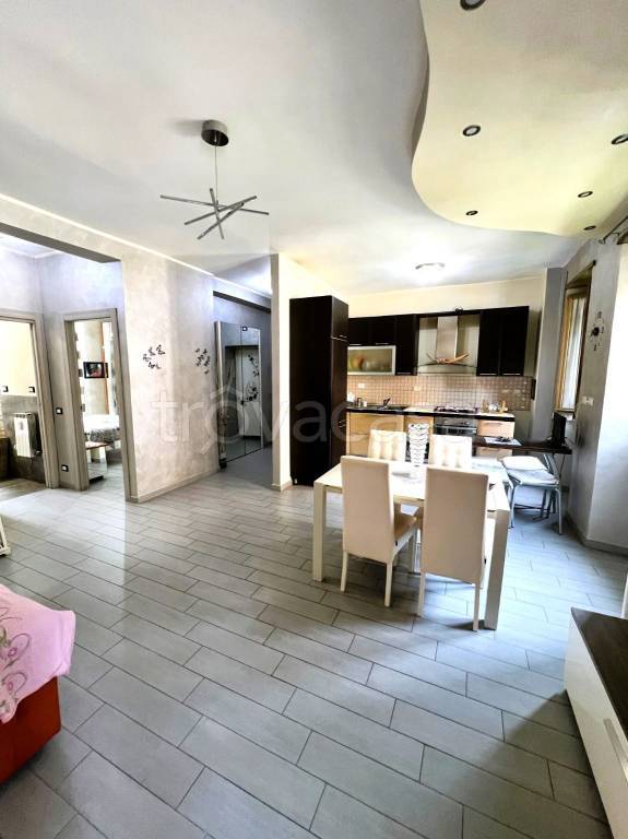 appartamento in vendita a Roma in zona Prenestino-Labicano