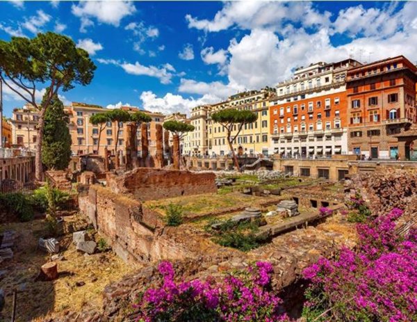 appartamento in vendita a Roma in zona Pigna - Sant'Angelo