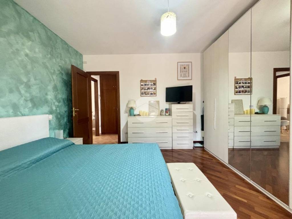 appartamento in vendita a Roma in zona Corviale