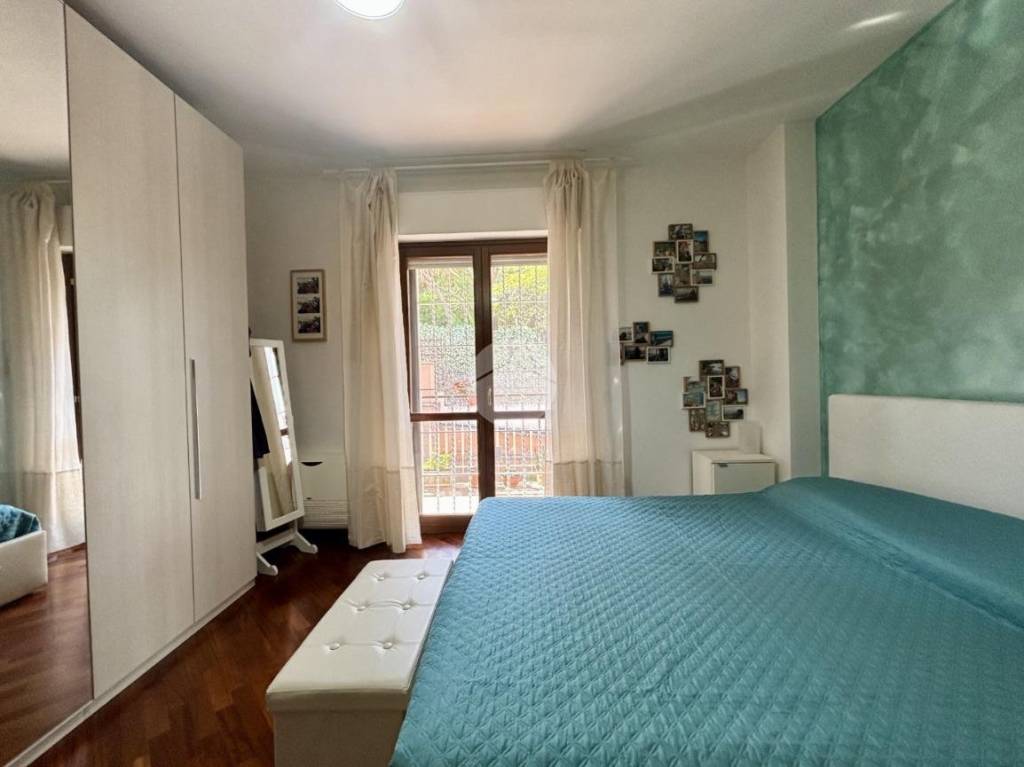 appartamento in vendita a Roma in zona Corviale