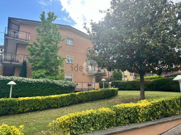 appartamento in vendita a Roma in zona Corviale
