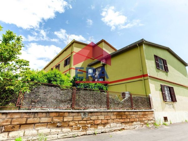 appartamento in vendita a Roma in zona Ostia