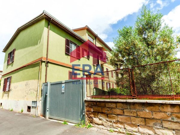 appartamento in vendita a Roma in zona Castel Fusano