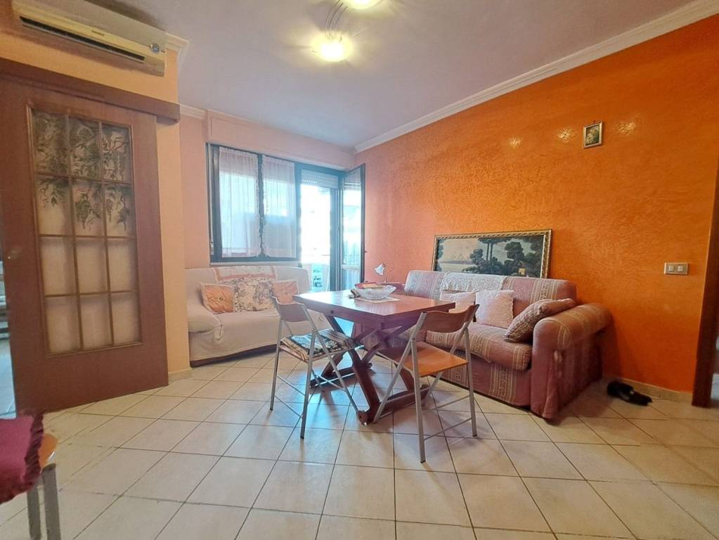 appartamento in vendita a Roma in zona San Basilio