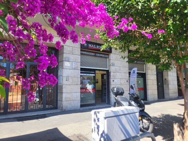 negozio in vendita a Roma in zona Portuense