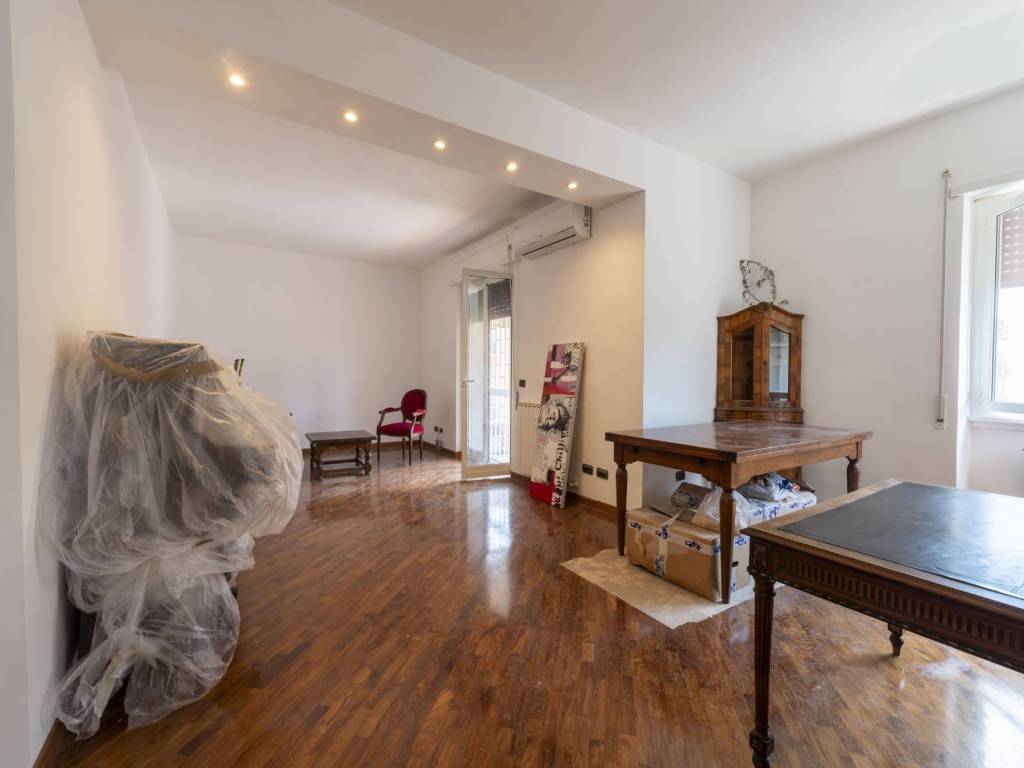 appartamento in vendita a Roma in zona Gianicolense