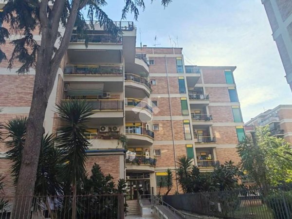 appartamento in vendita a Roma in zona Ostia