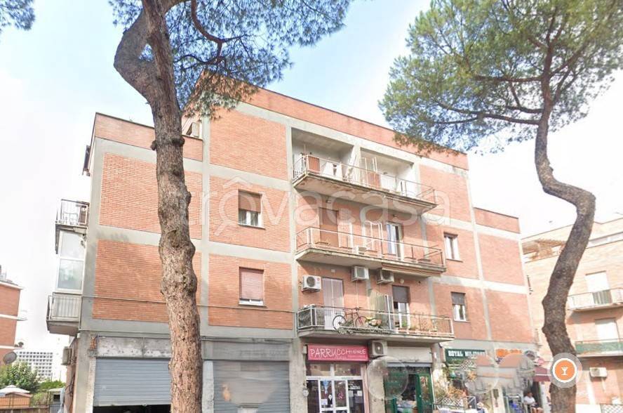 negozio in vendita a Roma in zona Giuliano Dalmata