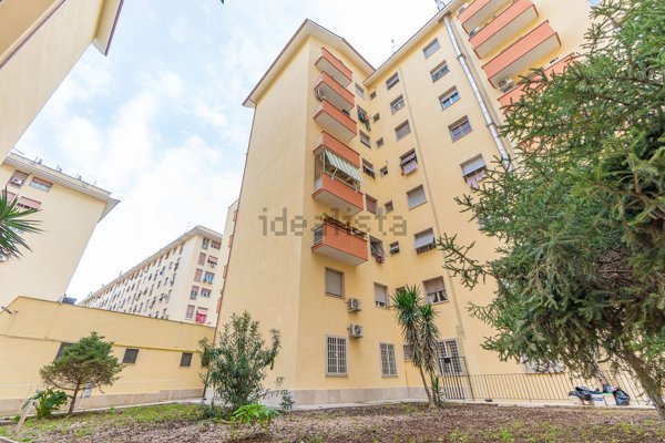 appartamento in vendita a Roma in zona Don Bosco