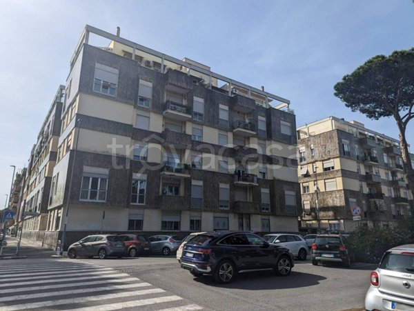 appartamento in vendita a Roma in zona Ostia