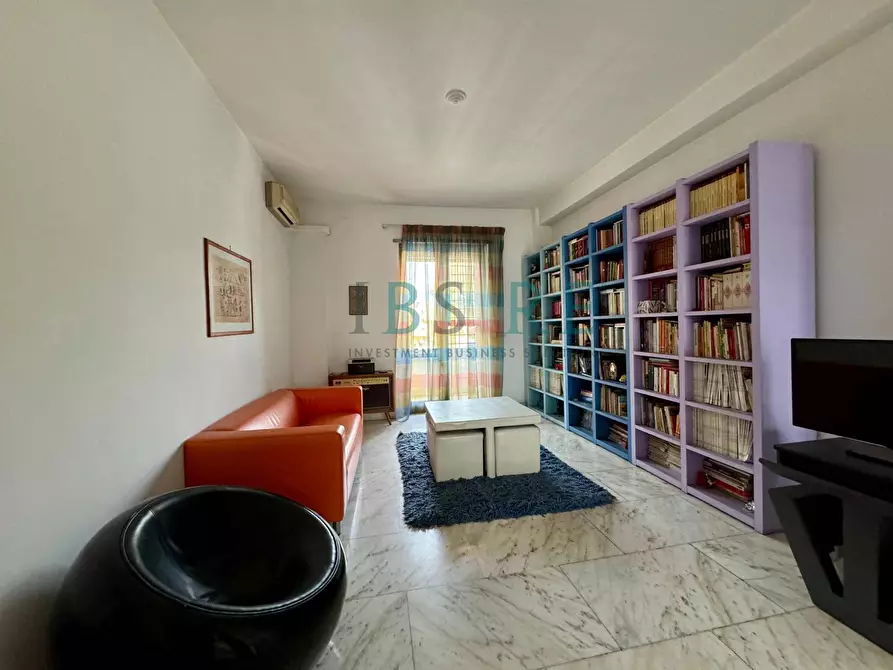 appartamento in vendita a Roma in zona Ostiense