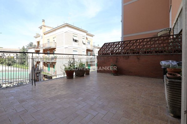 appartamento in vendita a Roma in zona Portuense