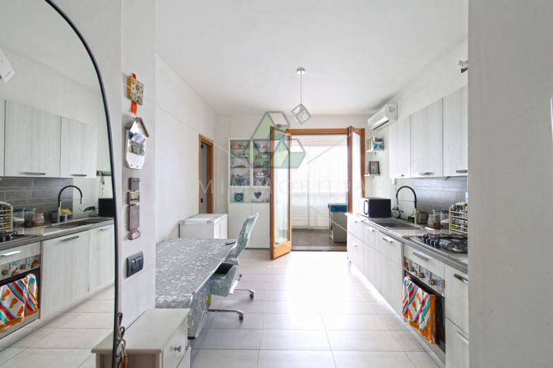 appartamento in vendita a Roma in zona Castel di Leva