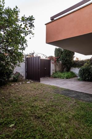 casa indipendente in vendita a Roma in zona Ostia
