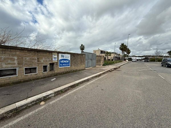 terreno agricolo in vendita a Roma in zona Casal Palocco