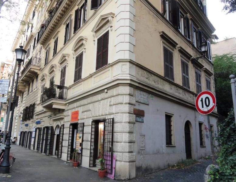 negozio in vendita a Roma in zona Nomentano
