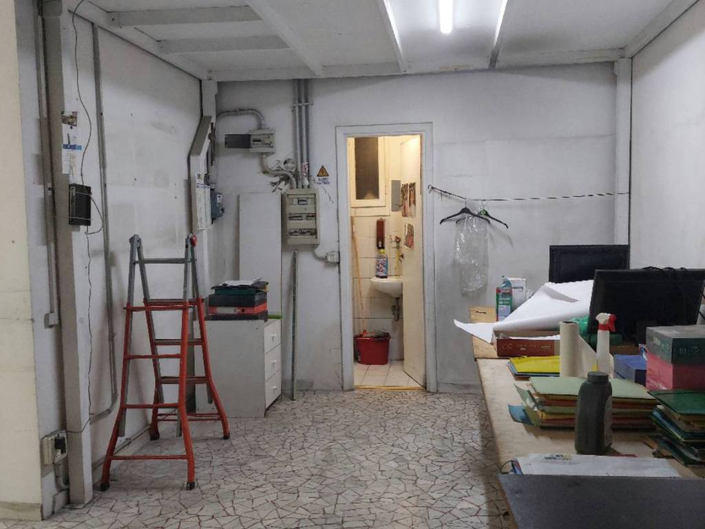 negozio in vendita a Roma in zona Gianicolense