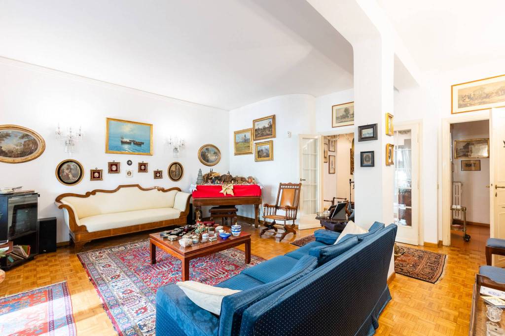 appartamento in vendita a Roma in zona Tor di Quinto