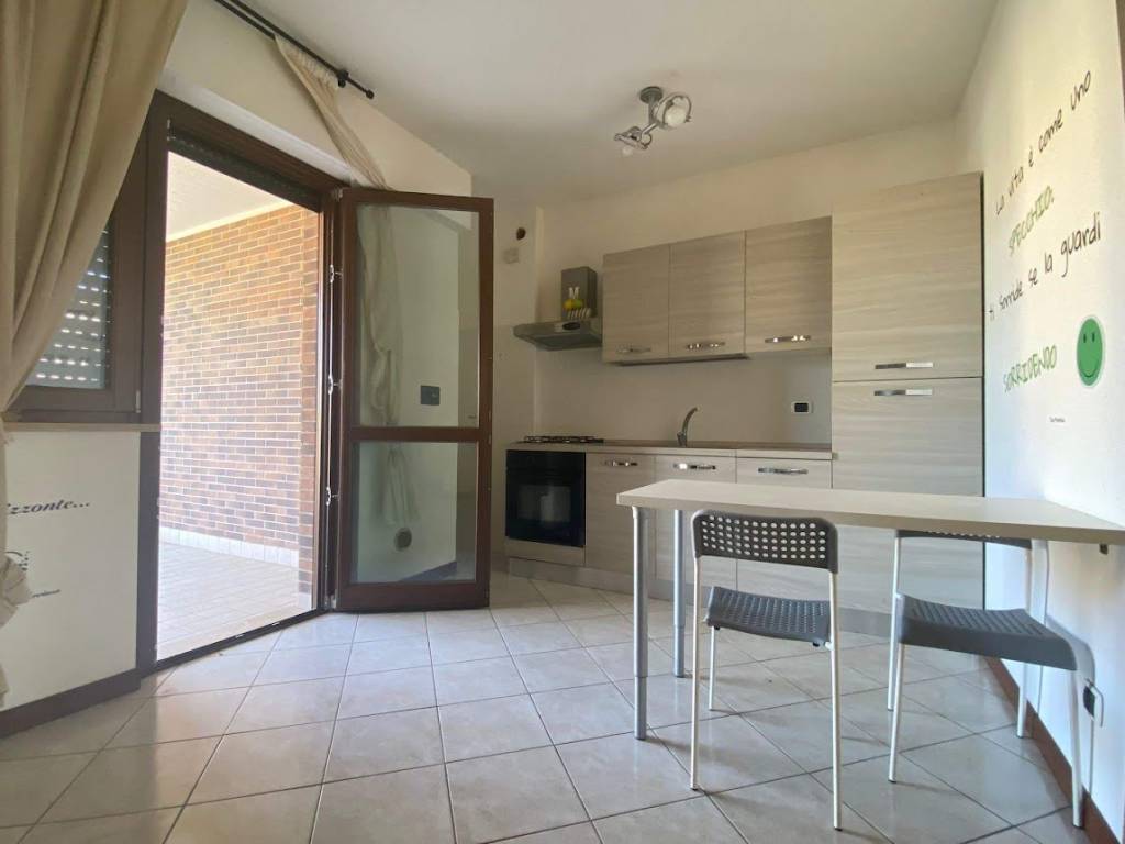 appartamento in vendita a Roma in zona Torrione Cerquetta