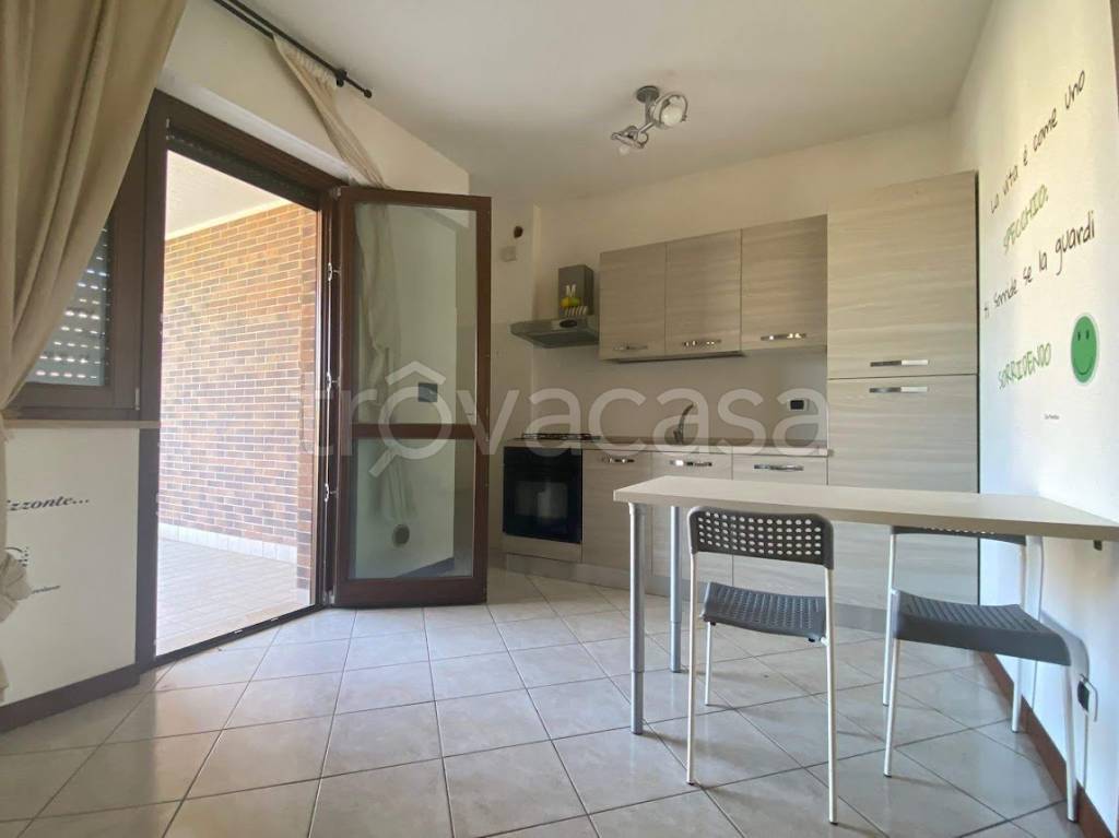 appartamento in vendita a Roma in zona Torrione Cerquetta