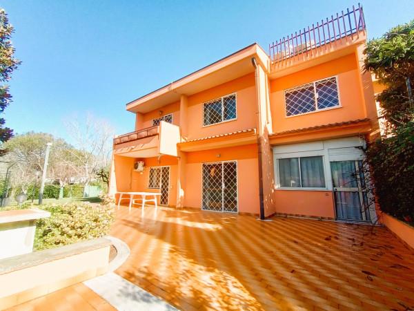 casa indipendente in vendita a Roma in zona Infernetto