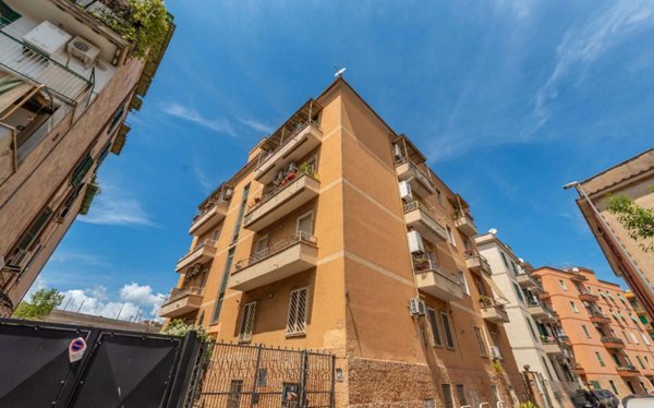 appartamento in vendita a Roma in zona Prenestino-Centocelle