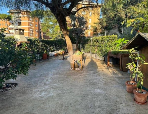 appartamento in vendita a Roma in zona Magliana Vecchia