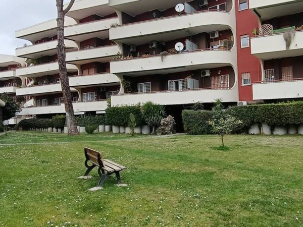 casa indipendente in vendita a Roma in zona Portuense