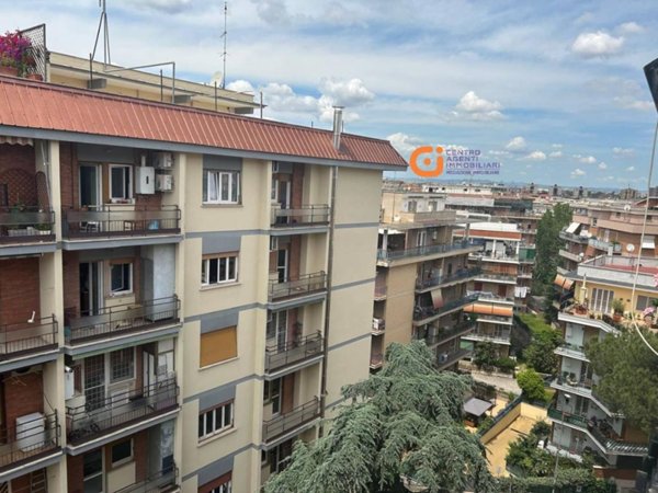 appartamento in vendita a Roma in zona Collatino
