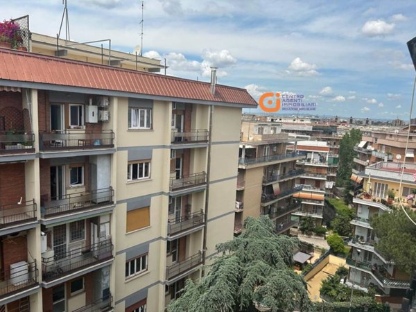 appartamento in vendita a Roma in zona Collatino
