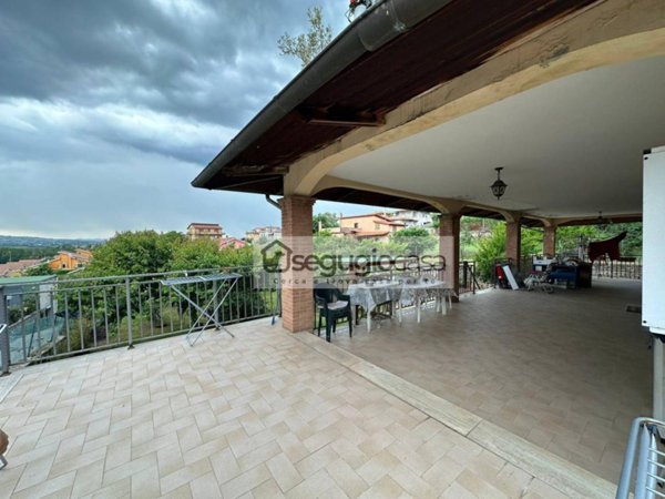appartamento in vendita a Roma in zona Tor di Quinto