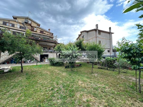 appartamento in vendita a Roma in zona Cesano