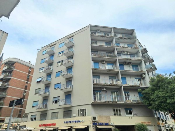 appartamento in vendita a Roma in zona Appio Claudio