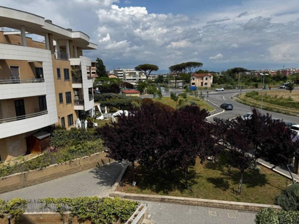 appartamento in vendita a Roma in zona Acilia